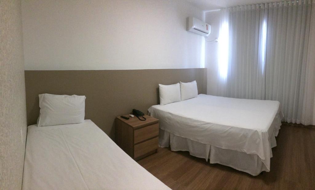 Lord Hotel Aeroporto Confins Vespasiano Szoba fotó