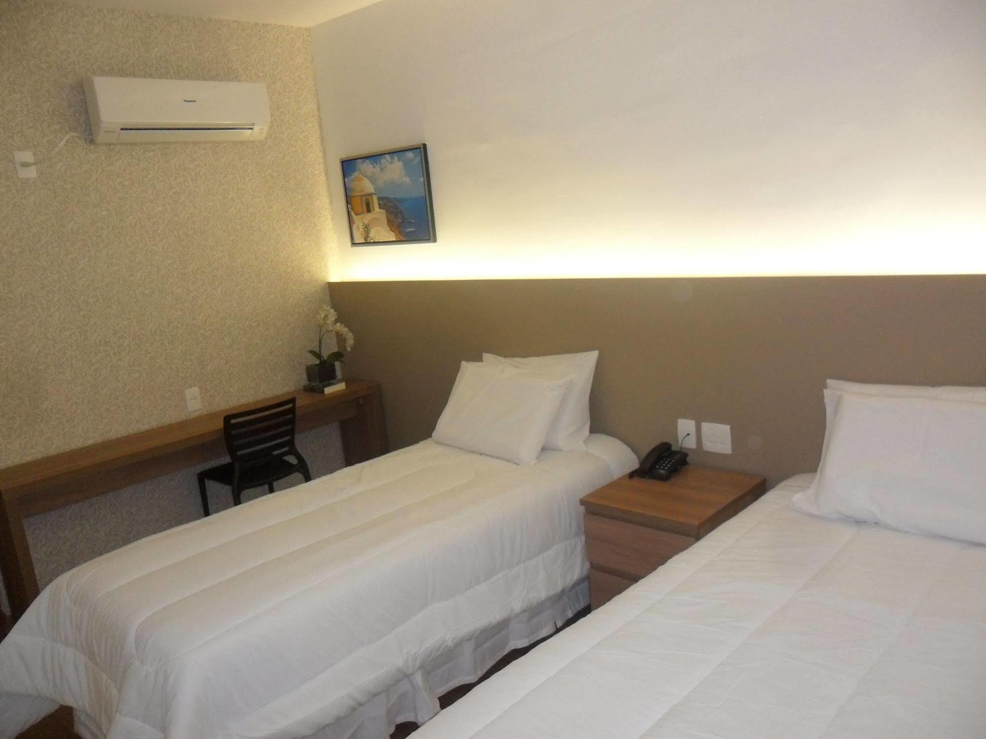 Lord Hotel Aeroporto Confins Vespasiano Kültér fotó