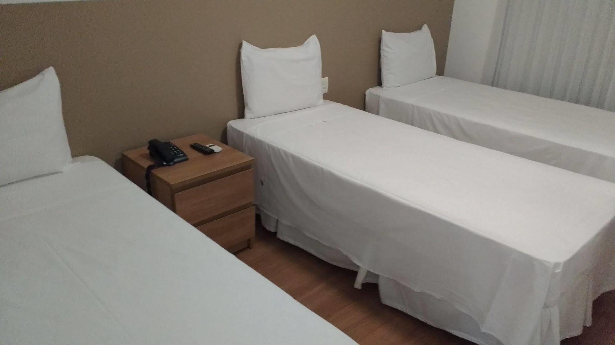 Lord Hotel Aeroporto Confins Vespasiano Kültér fotó
